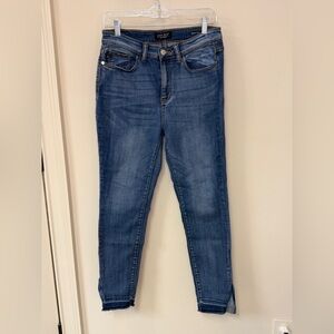 Judy Blue: Women's Skinny Fit Blue Jeans, Size 7/28